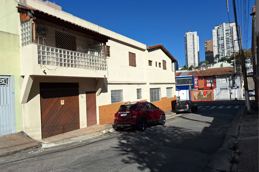 Sobrado à venda com 5 quartos, sendo 1 suíte,  em Santana, São Paulo, SP