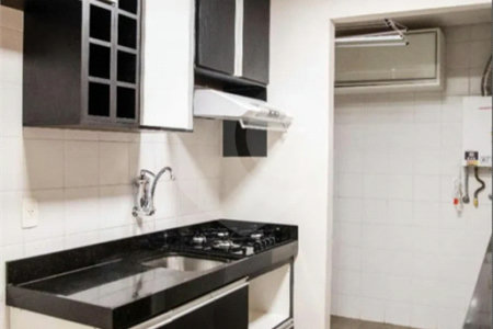Apartamento à venda com 1 quarto em Vila Suzana, São Paulo, SP