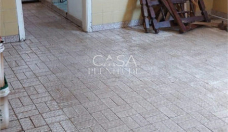 Casa de Vila à venda com 2 quartos em Jardim Ana Maria, Sorocaba, SP