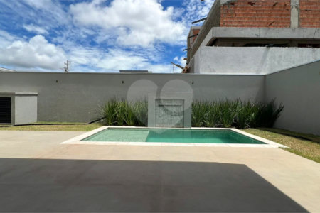 Casa à venda com 3 suítes no condomínio Brisas Horizontal, Cuiabá - MT