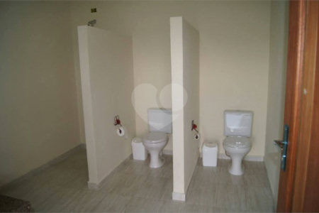 Chácara à venda com 4 quartos em Monterrey, Louveira, SP