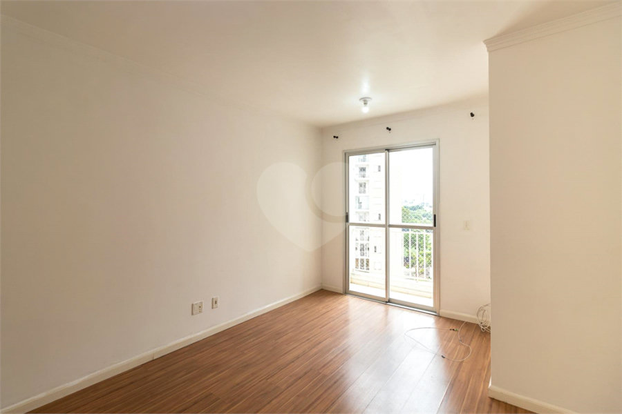 Apartamento à venda com 2 quartos, sendo 1 suíte,  em Sapopemba, São Paulo, SP