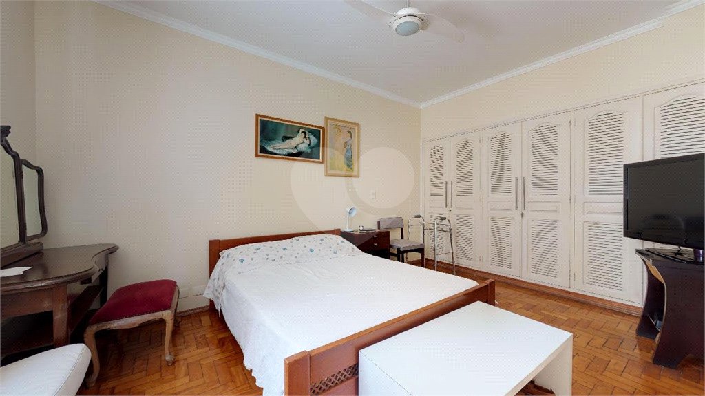 Apartamento à venda com 3 quartos, sendo 1 suíte, em Santa Cecília, São Paulo, SP