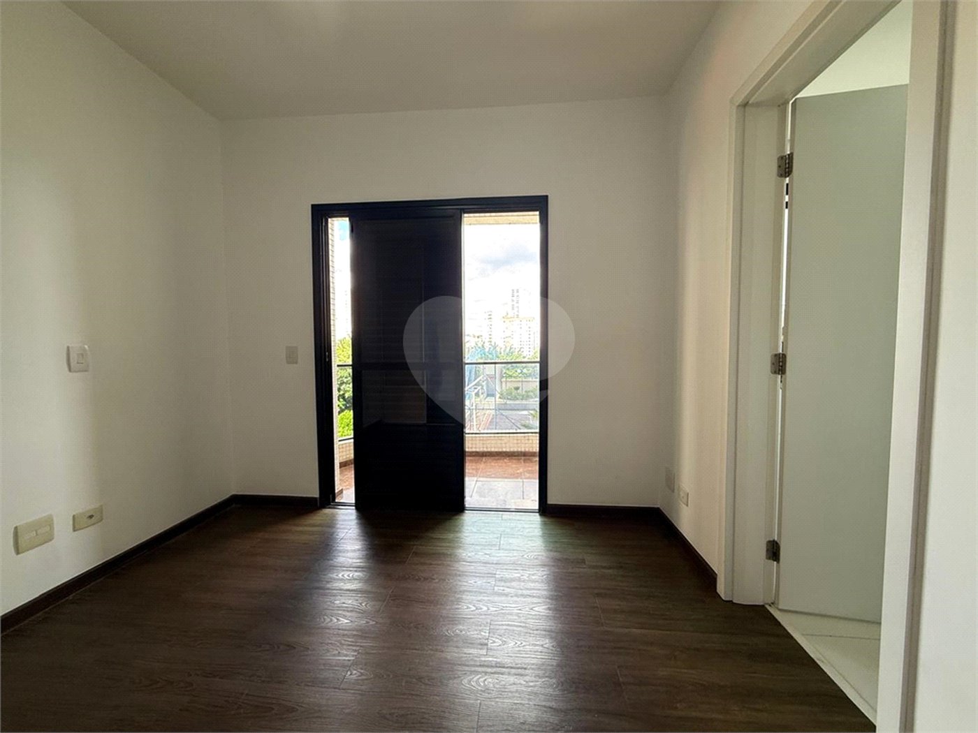 Apartamento à venda com 3 quartos, sendo 1 suíte, em Vila Paulicéia, São Paulo, SP