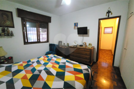 Casa à venda com 4 quartos, sendo 2 suítes, em Vila Cordeiro, São Paulo, SP