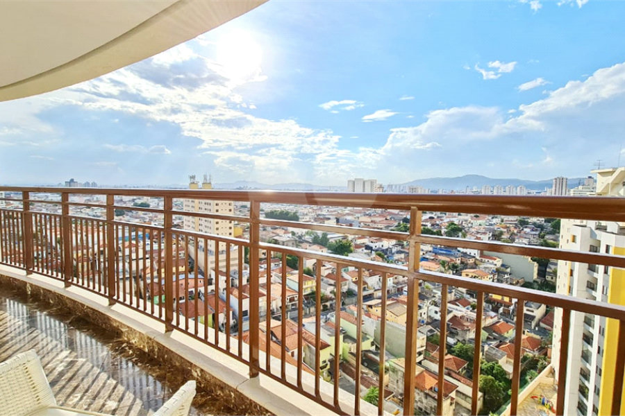 Apartamento à venda com 3 suítes em Santa Terezinha, São Paulo, SP