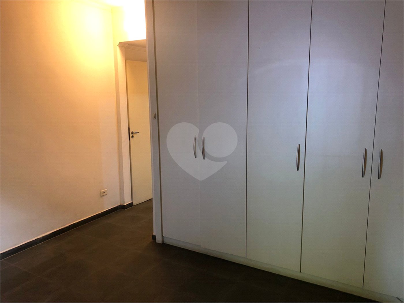 Casa Térrea à venda com 4 quartos, sendo 2 suítes, em Jardim das Bandeiras, São Paulo, SP