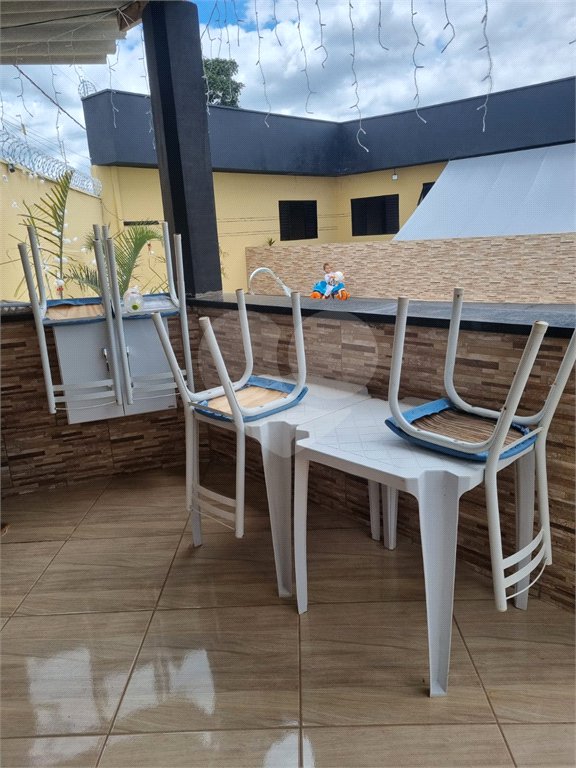 Casa Térrea à venda com 3 quartos, sendo 1 suíte,  no Centro, Ibaté, SP