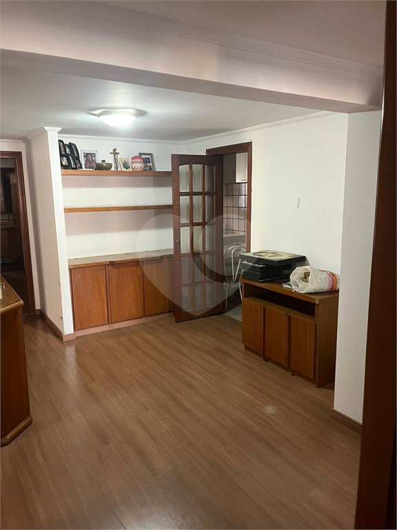 Apartamento à venda com 4 suítes em Vila Uberabinha, São Paulo, SP
