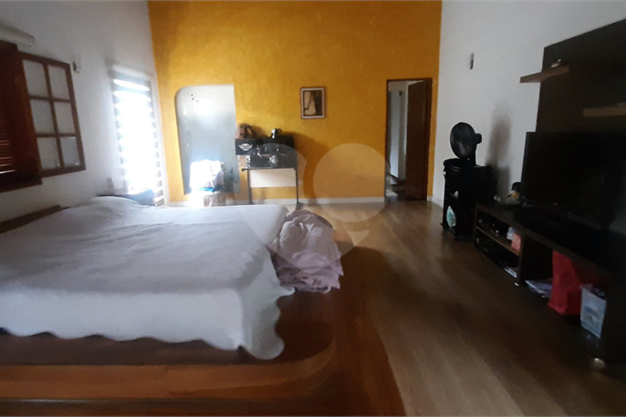 Casa à venda com 3 suítes no condomínio Chacarás Bela Vista, Mairiporã - SP
