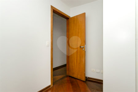 Apartamento à venda com 4 quartos, sendo 3 suítes, em Perdizes, São Paulo, SP