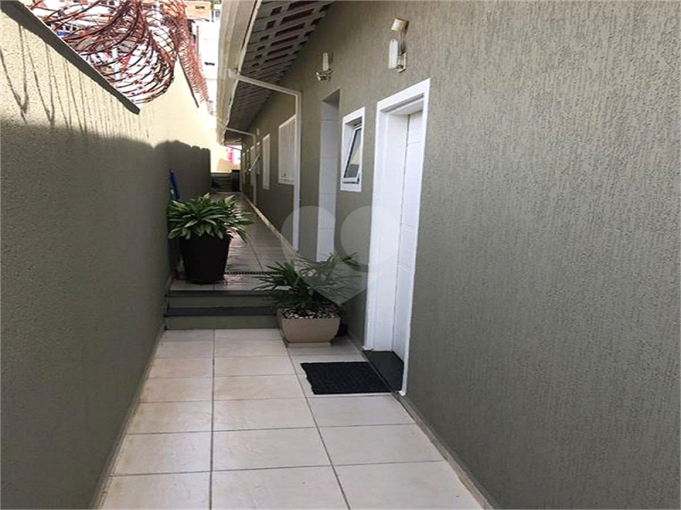 Casa à venda com 3 quartos, sendo 1 suíte, no condomínio 658, São Paulo - SP