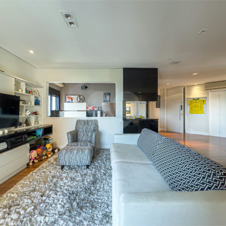 Apartamento à venda com 3 suítes em Sumarezinho, São Paulo, SP
