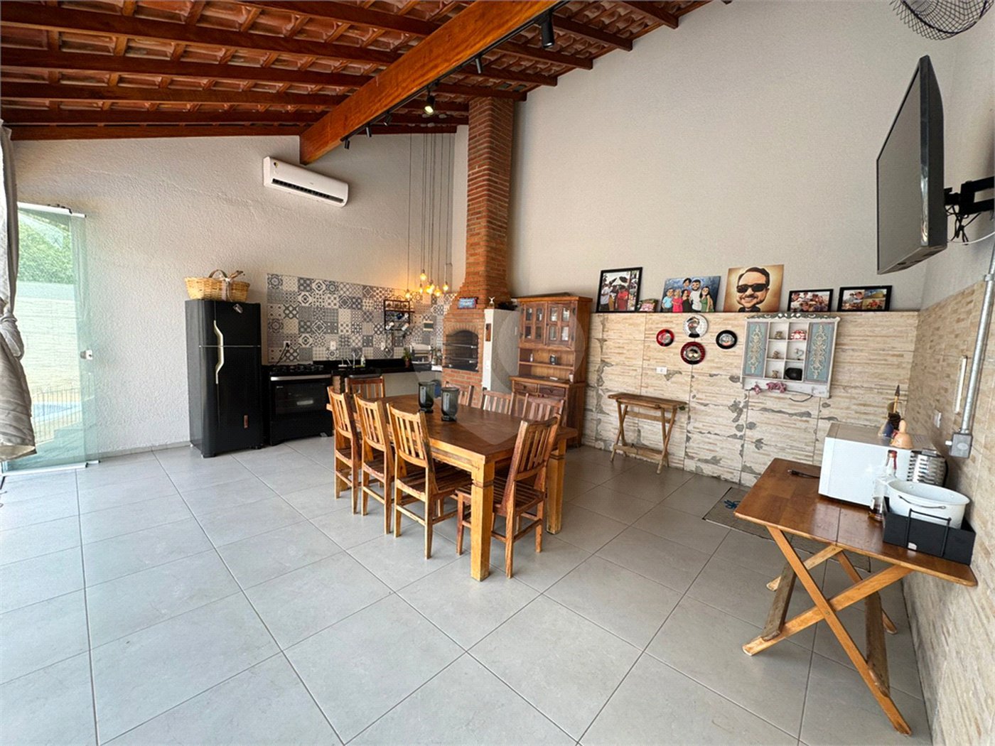 Chácara à venda com 4 quartos, sendo 3 suítes, em Colinas de Indaiatuba, Indaiatuba, SP