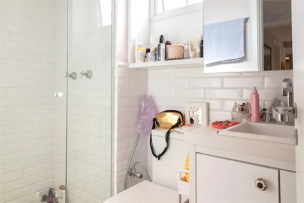 Apartamento à venda com 2 quartos, sendo 1 suíte, em Vila Sônia, São Paulo, SP