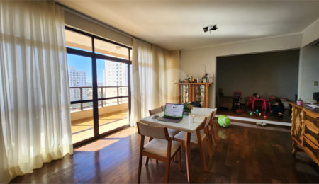 Apartamento à venda com 3 suítes no Centro, Araraquara, SP