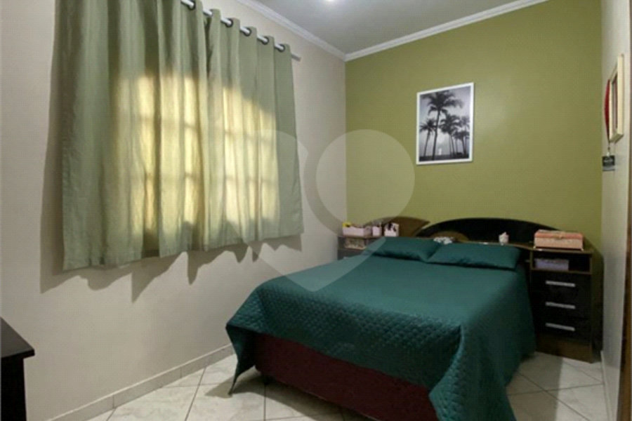 Casa à venda com 3 quartos, sendo 2 suítes, em Jardim Brasil, Guarulhos, SP
