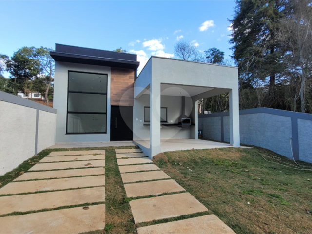 Casa Térrea à venda com 3 quartos, sendo 1 suíte,  em Pedra Vermelha (terra Preta), Mairiporã, SP