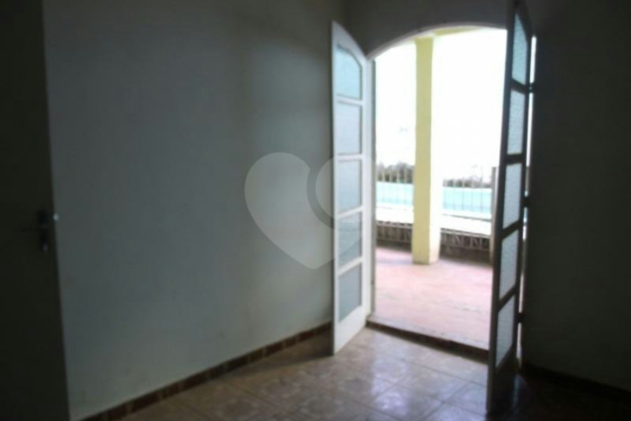 Casa Térrea à venda com 6 quartos em Imirim, São Paulo, SP
