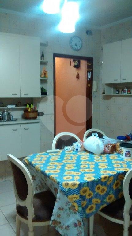 Casa à venda com 3 quartos, sendo 1 suíte, no condomínio Travessa Soldado Oscar Ribeiro Sampaio,8, São Paulo - SP