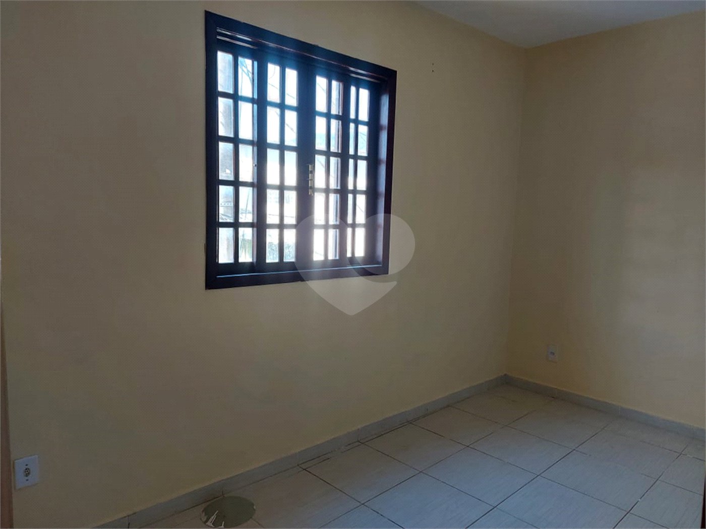 Casa à venda com 3 quartos, sendo 1 suíte, em Campo Grande, Rio de Janeiro, RJ