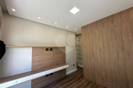 Casa à venda com 4 suítes no condomínio Granja Anita, Mogi das Cruzes - SP