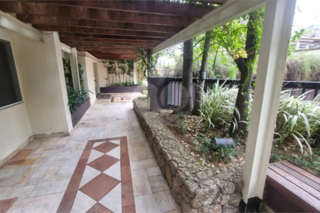 Apartamento à venda com 3 quartos, sendo 1 suíte,  em Indianópolis, São Paulo, SP