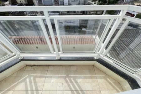 Casa à venda com 3 quartos, sendo 1 suíte, em Jardim Ester, São Paulo - SP