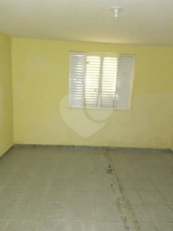 Imóvel Comercial para Venda ou Locação em ótima localização na Rua Palacete das Águias, 300.