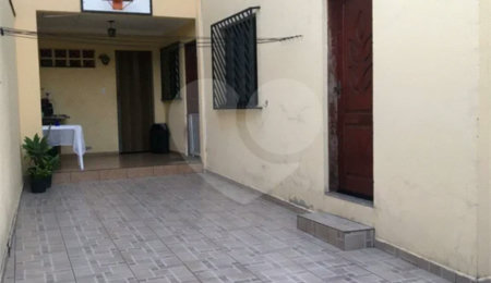 Casa à venda com 2 suítes em Vila Santana, São Paulo, SP