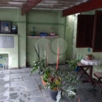 Ótima Casa térrea na Vila Dom Pedro com 2 casas