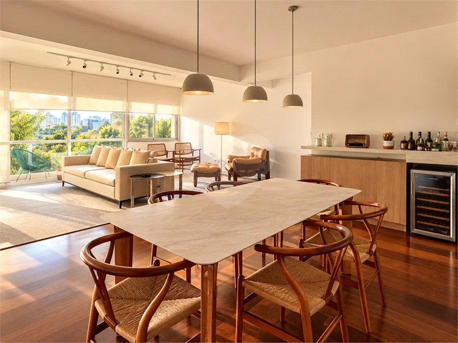 Apartamento à venda com 4 quartos, sendo 1 suíte, em Alto da Boa Vista, São Paulo, SP