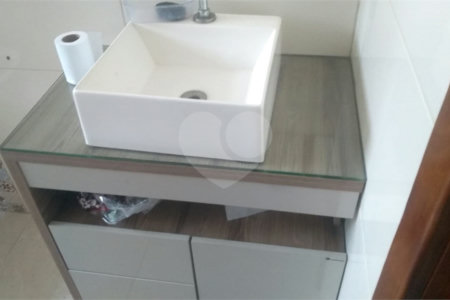 Casa térrea para venda ou locação no Santa Felícia.