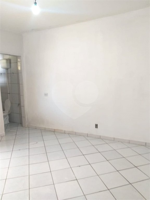 Casa térrea na Vila Brasilia