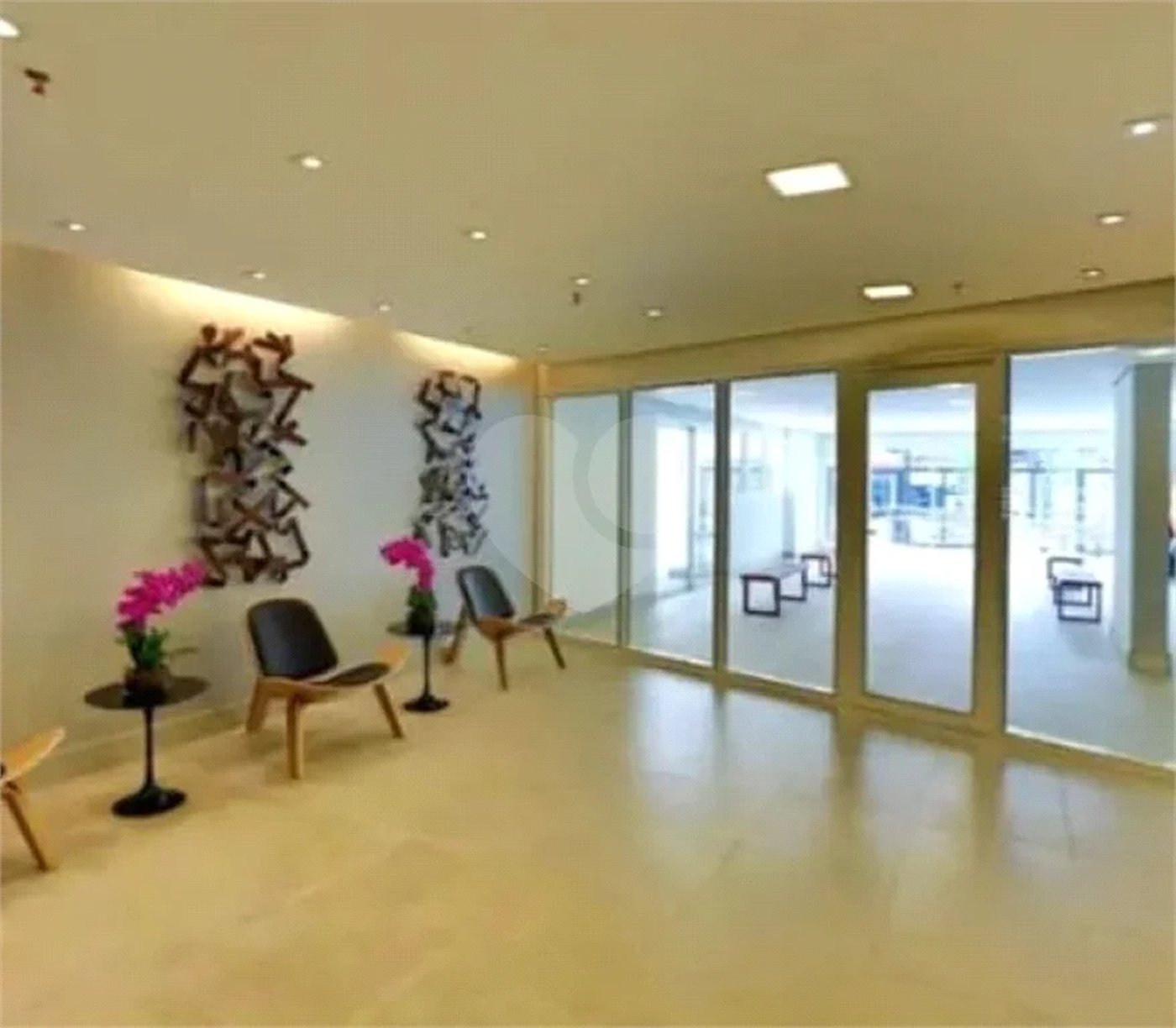Studio Novo no Centro de São Paulo na Rua Brigadeiro Tobias , 32m² com Vaga, Completo Pronto para Morar. Estuda permuta em Indaiatuba.