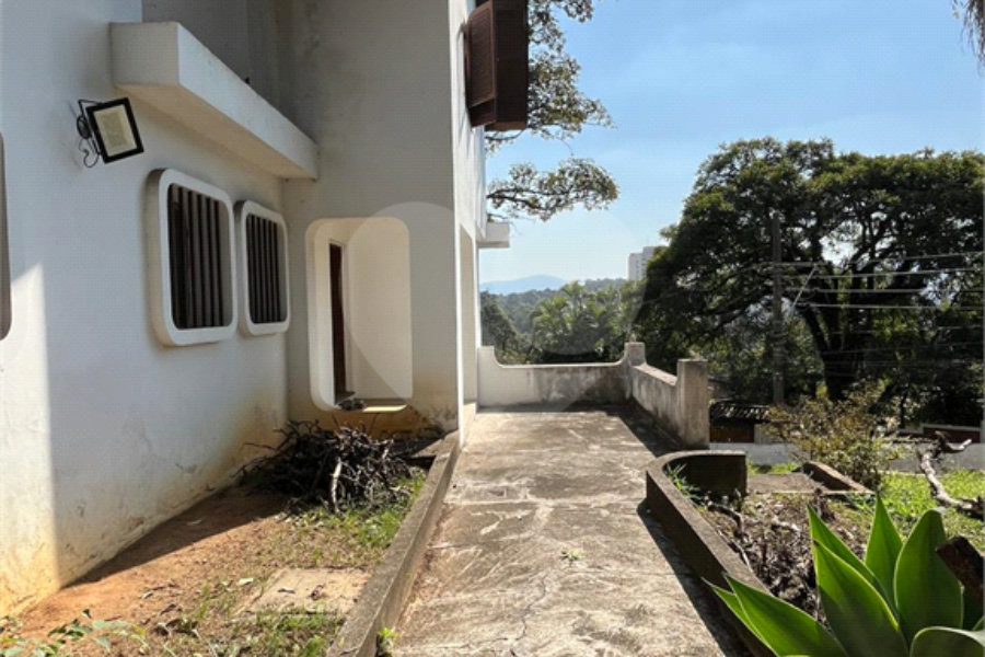 Sobrado à venda com 3 suítes em Tremembé, São Paulo, SP