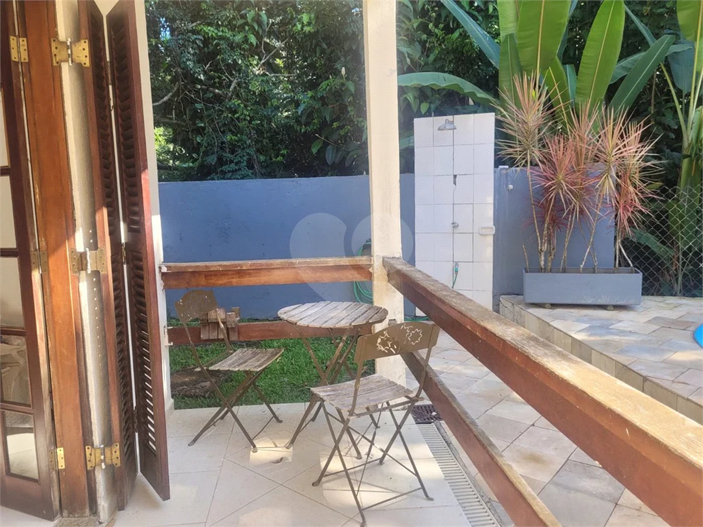 Casa à venda com 7 quartos, sendo 5 suítes, em Guaratuba, Bertioga, SP