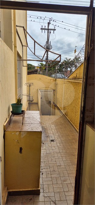 Casa Sobrado com varandas