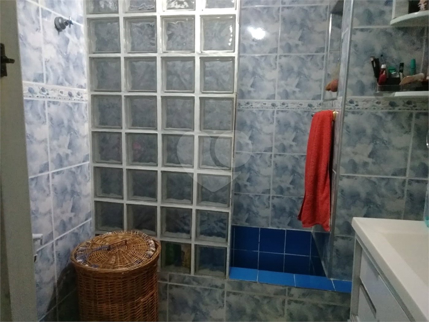 Apartamento com 2 dormitórios e 1 vaga no Tremembé
