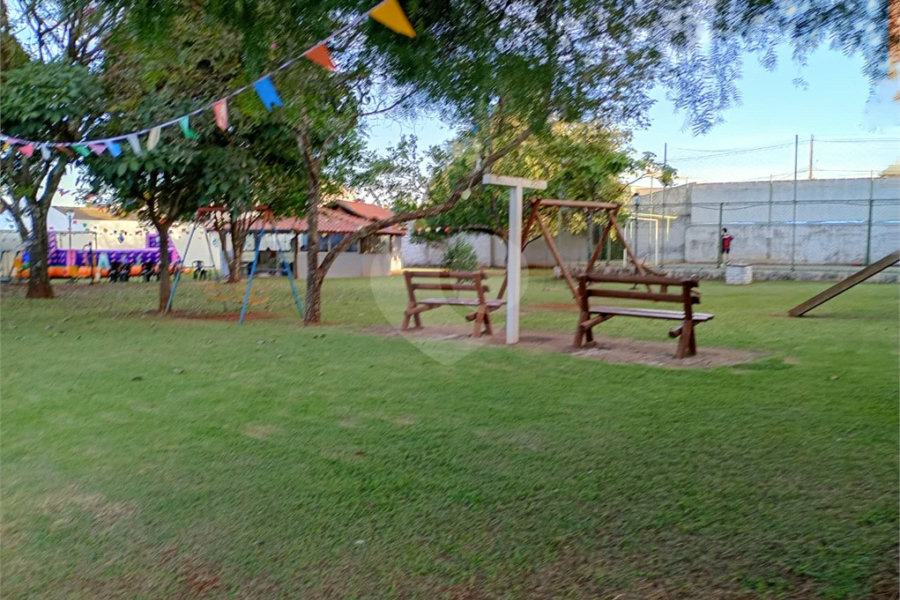 Casa térrea com edícula, com 4 dormitórios à venda no Condomínio Residencial Parque Taquaral em Piracicaba/SP.