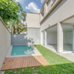 Casa à venda com 4 suítes no condomínio Vila Arese, São Paulo - SP