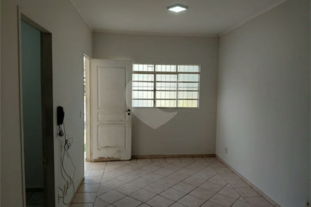 Casa térrea com 2 dormitórios à venda, por R$ 635.000,00 no condomínio Moradas de Itaici, em Indaiatuba/SP.