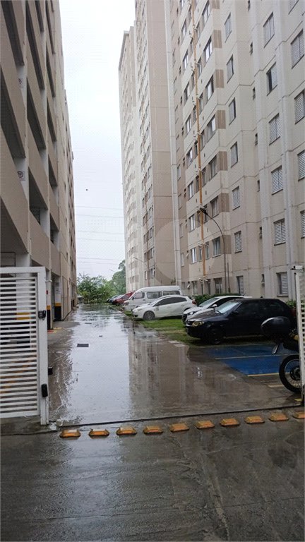 Apartamento à venda - Jardim Íris