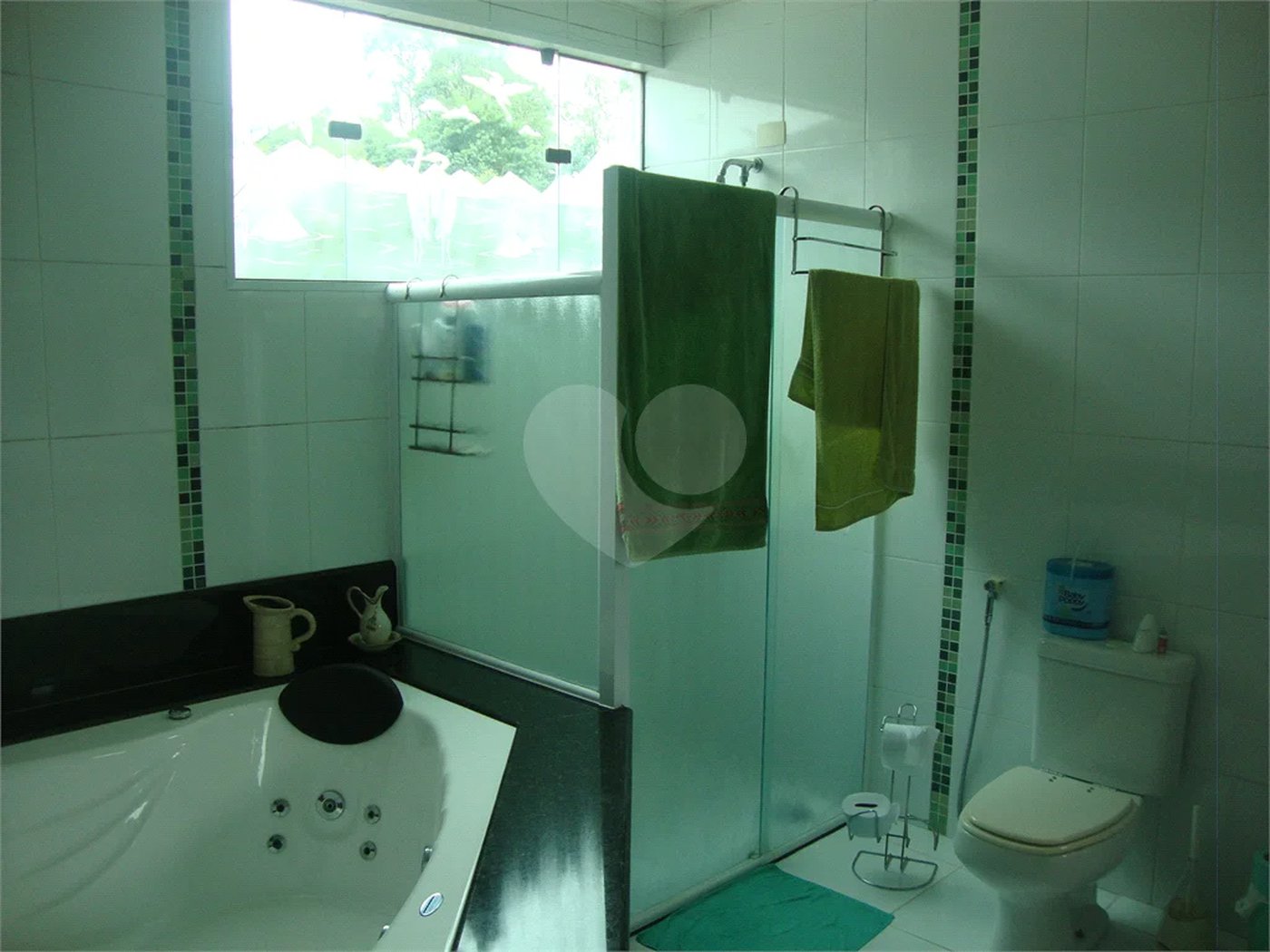 Chácara à venda com 5 quartos, sendo 2 suítes, em Jardim Arujá, Arujá, SP