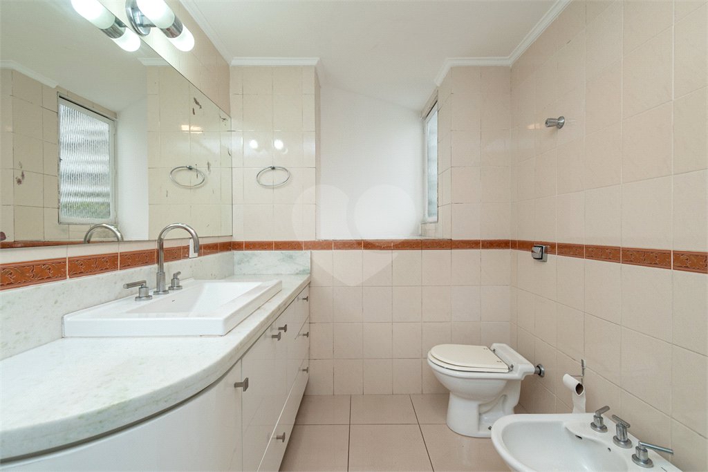 Apartamento à venda ou para alugar com 3 quartos, sendo 1 suíte, em Itaim Bibi, São Paulo, SP