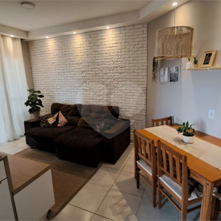 Apartamento Condomínio: Novos Ares com Suíte e 2 Dormitórios
