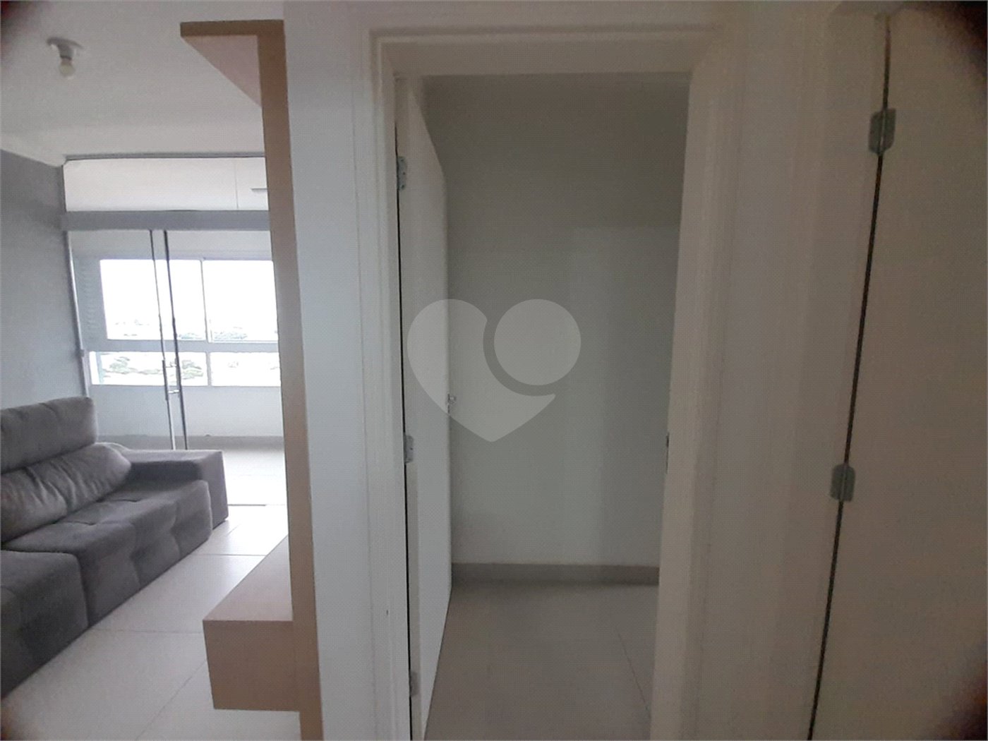 Apartamento Mobiliado para Venda e Locação no Edifício Annelise - São Carlos