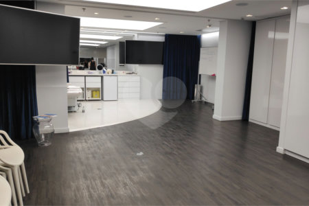 Sala comercial para locação em Moema