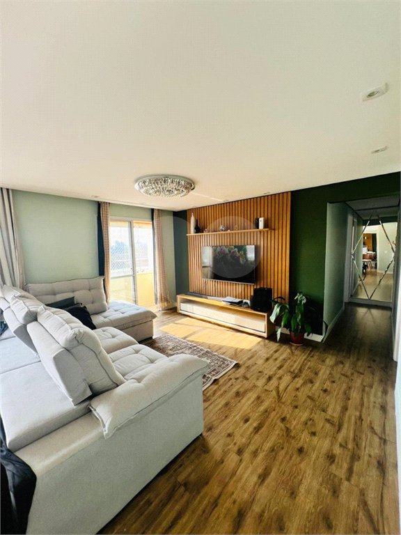 Apartamento á venda MOBILIADO com 128m², 3 suítes, 2 vagas, no centro de Santo André