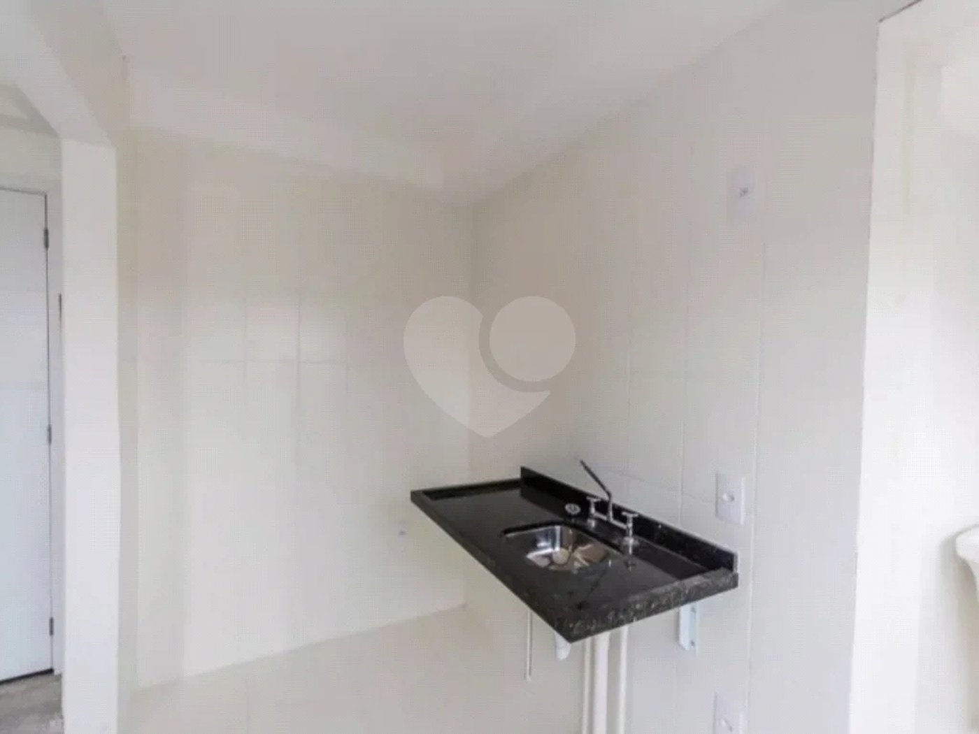 APARTAMENTO Á VENDA GARDEN CLUB COM 2 DORMITÓRIOS SENDO 1 SUÍTE E 1 VAGA DE GARAGEM